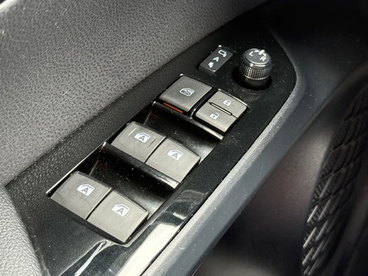 Toyota Prius - Afbeelding 25 van 30