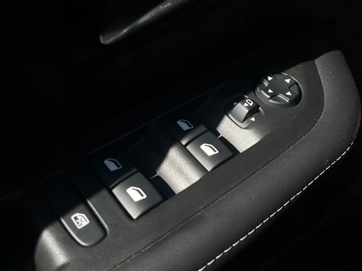 Peugeot 208 - Afbeelding 21 van 25