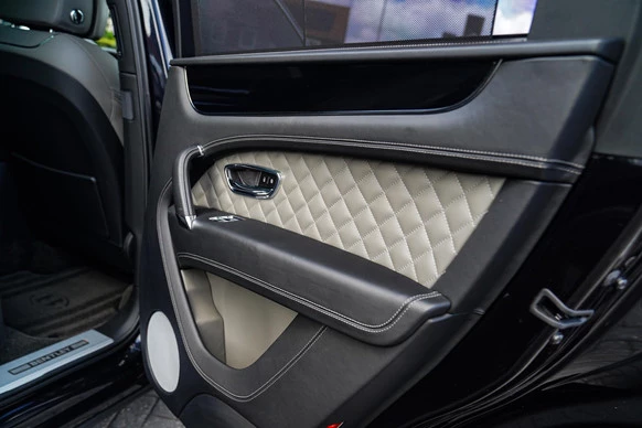 Bentley Bentayga - Afbeelding 10 van 30
