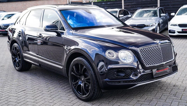 Bentley Bentayga - Afbeelding 16 van 30