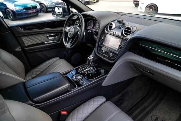 Bentley Bentayga - Afbeelding 21 van 30
