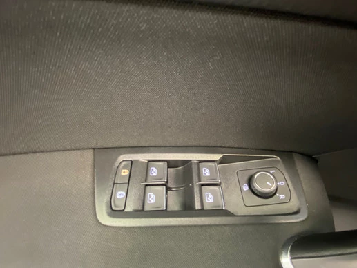 Volkswagen Touran - Afbeelding 11 van 30