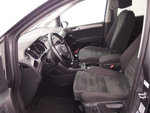 Volkswagen Touran - Afbeelding 22 van 30