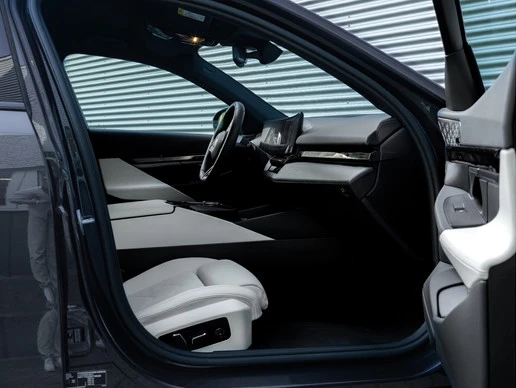 BMW i5 - Afbeelding 17 van 30