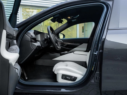 BMW i5 - Afbeelding 26 van 30