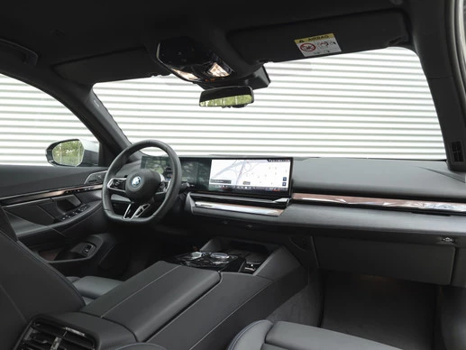 BMW i5 - Afbeelding 3 van 30