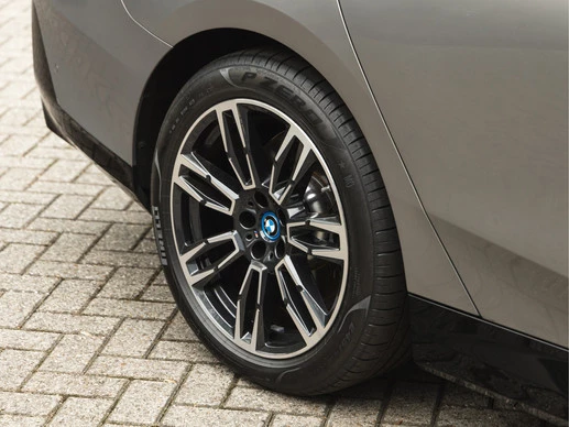 BMW i5 - Afbeelding 13 van 30