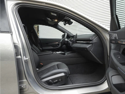 BMW i5 - Afbeelding 18 van 30