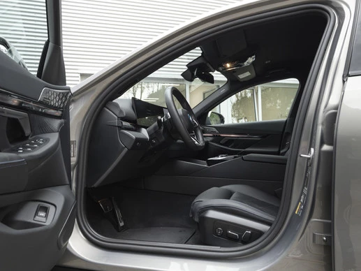 BMW i5 - Afbeelding 28 van 30