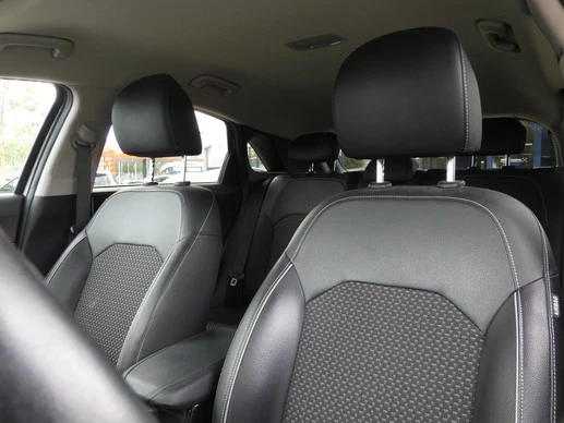 Kia Ceed - Afbeelding 8 van 30
