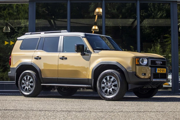 Toyota Land Cruiser - Afbeelding 1 van 30