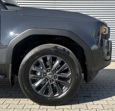 Toyota Land Cruiser - Afbeelding 25 van 27