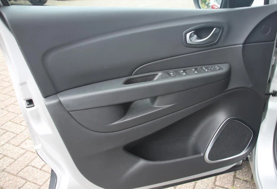 Renault Captur - Afbeelding 17 van 25