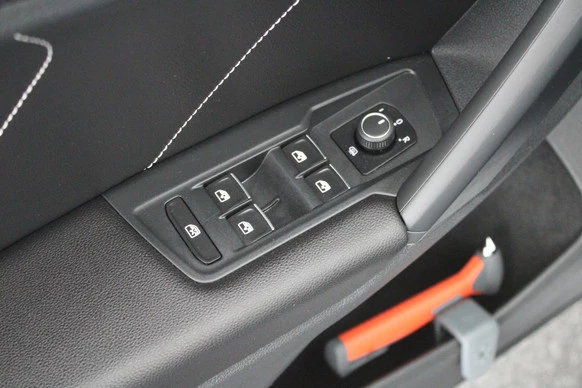 Volkswagen Tiguan - Afbeelding 12 van 30
