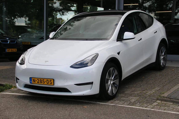 Tesla Model Y - Afbeelding 1 van 19