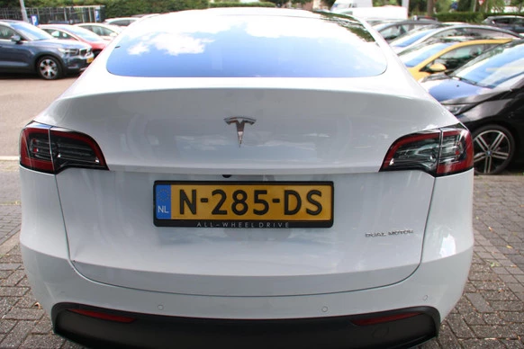Tesla Model Y - Afbeelding 6 van 19