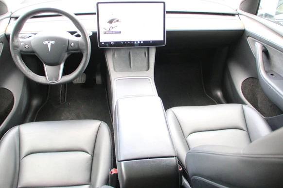 Tesla Model Y - Afbeelding 10 van 19