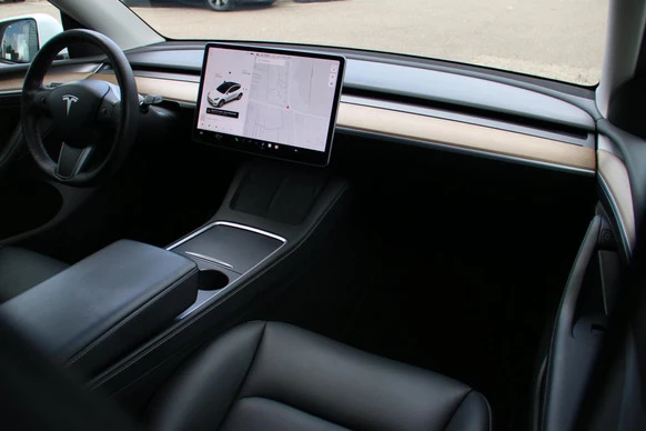 Tesla Model Y - Afbeelding 12 van 19