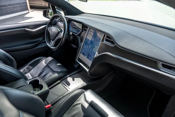 Tesla Model X - Afbeelding 2 van 30