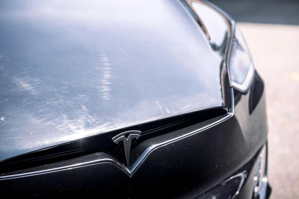 Tesla Model X - Afbeelding 15 van 30