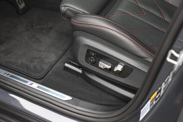 BMW XM - Afbeelding 15 van 30
