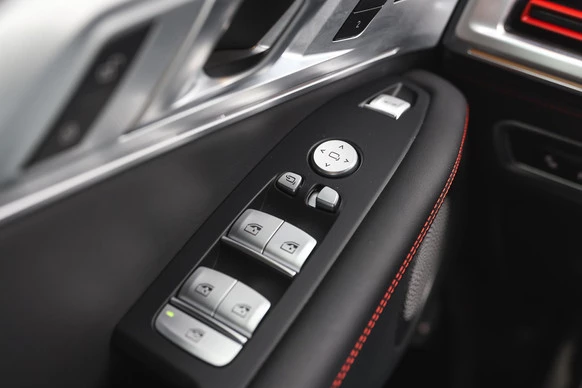 BMW XM - Afbeelding 16 van 30