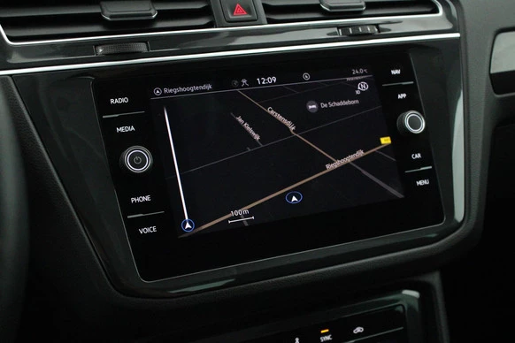 Volkswagen Tiguan - Afbeelding 24 van 30
