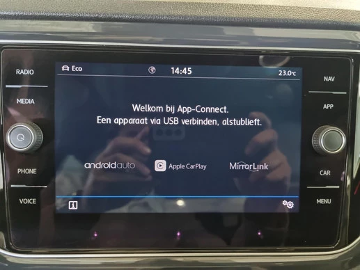 Volkswagen T-Roc - Afbeelding 8 van 30
