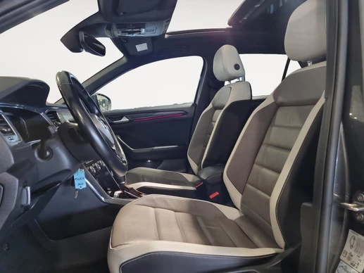 Volkswagen T-Roc - Afbeelding 23 van 30