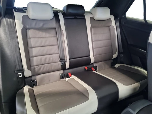 Volkswagen T-Roc - Afbeelding 26 van 30