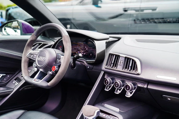 Audi R8 - Afbeelding 8 van 30