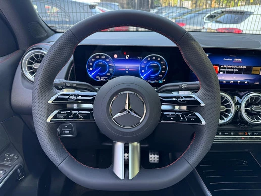 Mercedes-Benz EQB - Afbeelding 15 van 28