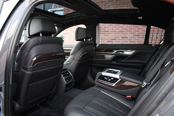 BMW 7 Serie - Afbeelding 10 van 30