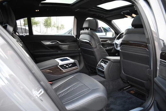 BMW 7 Serie - Afbeelding 11 van 30