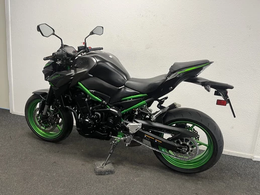 Kawasaki Z900 - Afbeelding 13 van 20