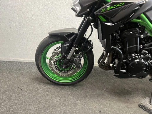 Kawasaki Z900 - Afbeelding 14 van 20