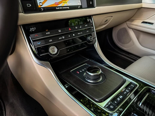 Jaguar XF - Afbeelding 20 van 30