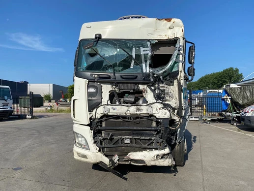DAF XF 106.460 - Afbeelding 2 van 11