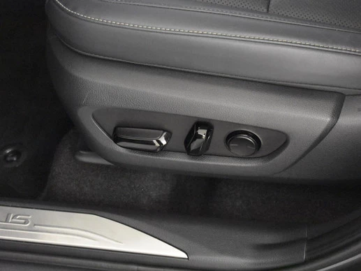 Lexus NX - Afbeelding 16 van 30