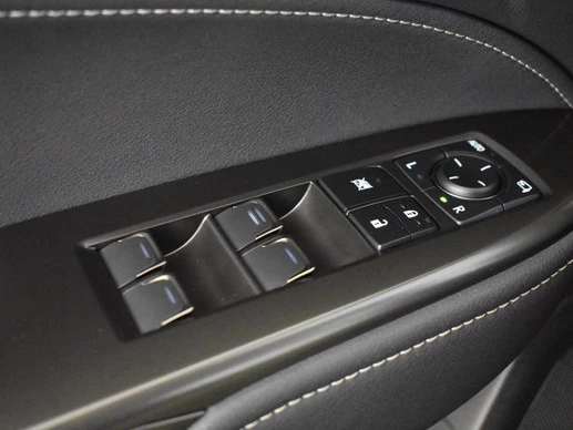 Lexus NX - Afbeelding 17 van 30