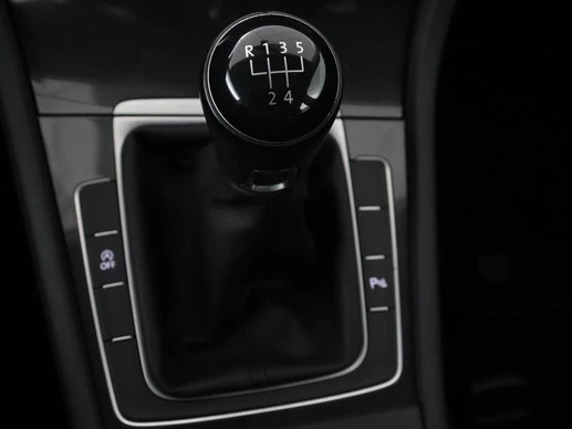 Volkswagen Golf - Afbeelding 16 van 30