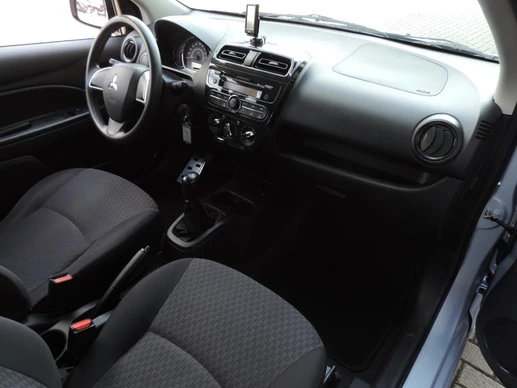 Mitsubishi Space Star - Afbeelding 13 van 30