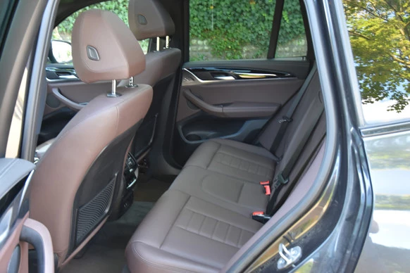 BMW iX3 - Afbeelding 8 van 18