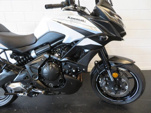 Kawasaki Versys 650 - Afbeelding 9 van 14