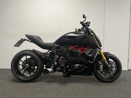 Ducati Diavel - Afbeelding 1 van 22