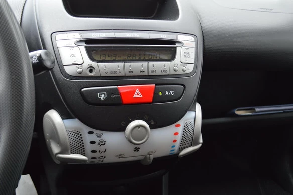 Peugeot 107 - Afbeelding 26 van 30