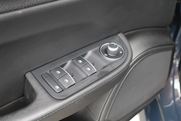 Alfa Romeo Giulia - Afbeelding 8 van 30