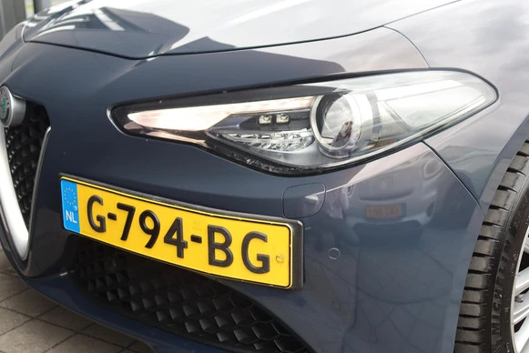 Alfa Romeo Giulia - Afbeelding 18 van 30