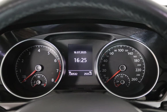 Volkswagen Touran - Afbeelding 10 van 30