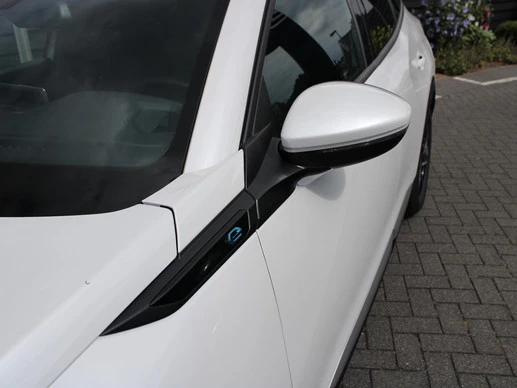 Peugeot e-2008 - Afbeelding 13 van 30